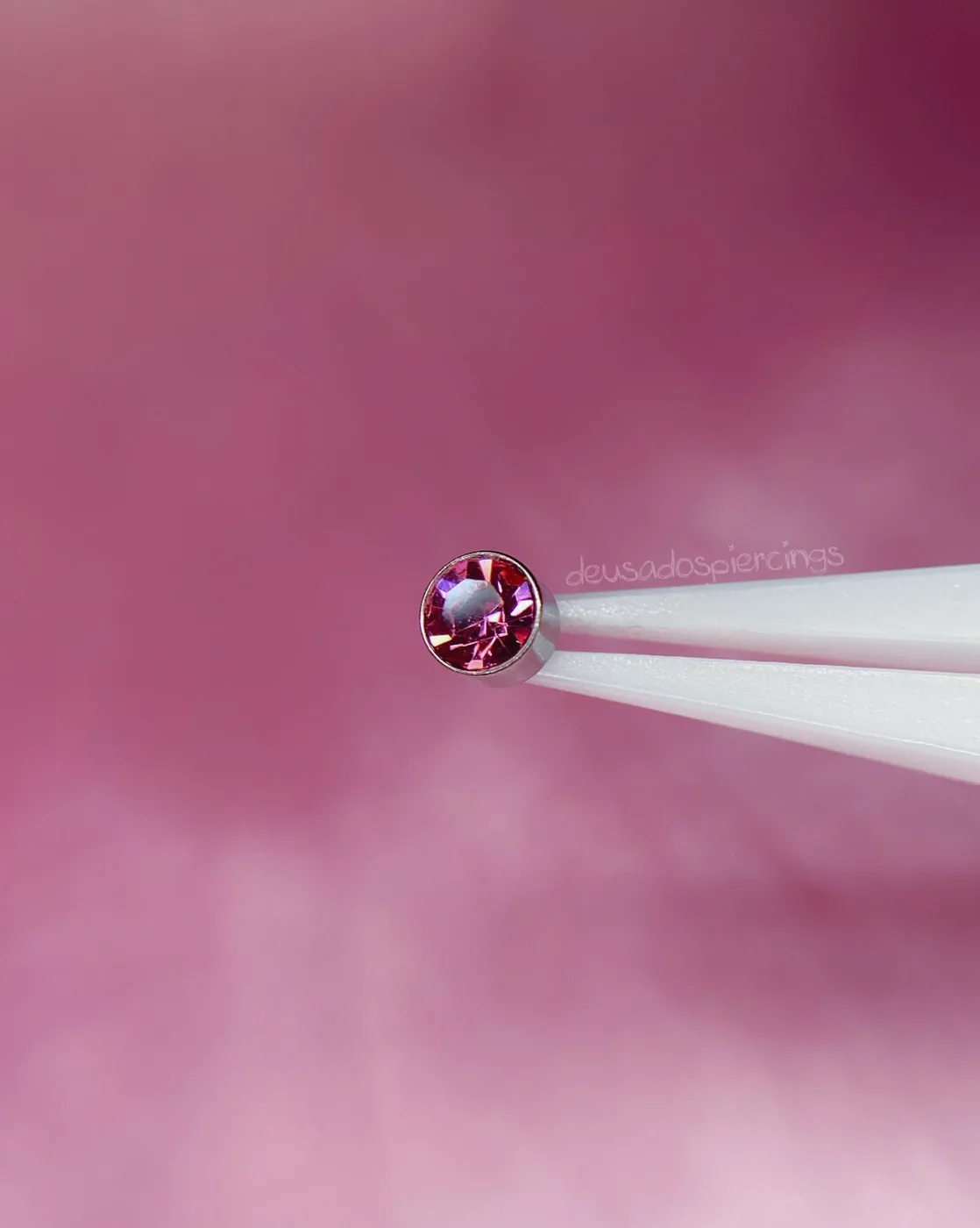zircônia rosa